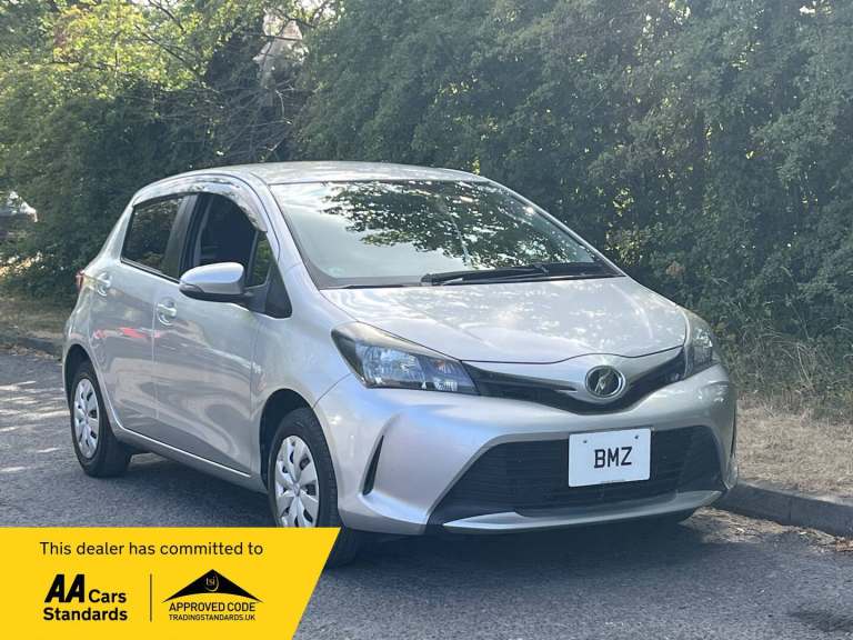 2015 Toyota Yaris 1.0 F EDITION AUTOMATIC 5DR FACELIFT MODEL ULEZ  HATCHBACK Petrol Automatic