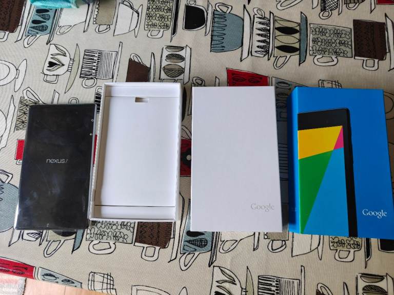 Asus Google Nexus 7 2013 K008 7" Wi-Fi 16GB 5MP 2GB Ram Android Tablet