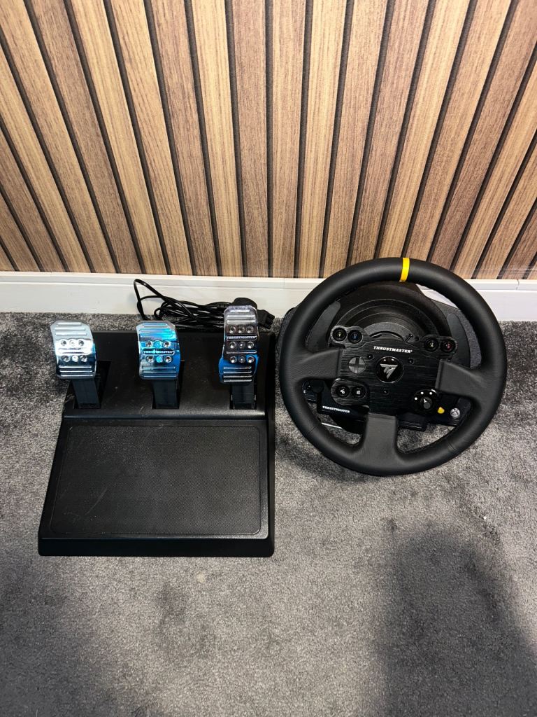 Thrustmaster Tx Racing wheel leather edition