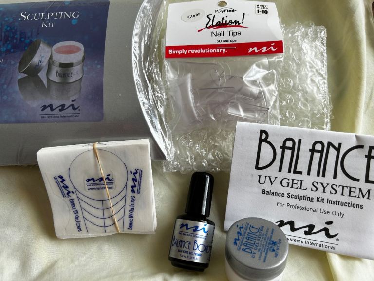 Nail sculpting