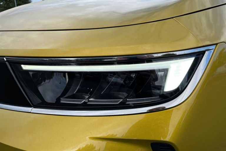 2022 Vauxhall Astra 1.2 Turbo Design Hatchback 5dr Petrol Manual Euro 6 (s/s) (130 ps) Hatchback ...