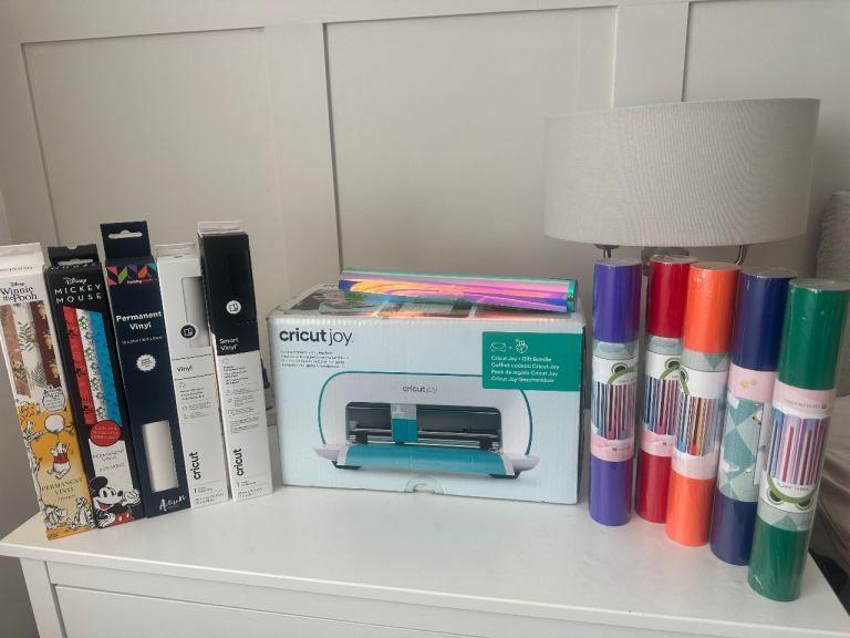 Cricut joy and vinyl