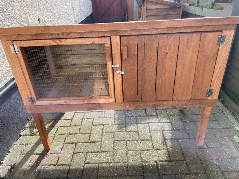 New Strong Handmade Rabbit Hutch With A  Sleeping Compartment 