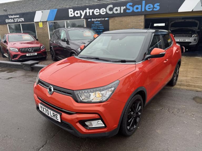 SSANGYONG TIVOLI 1.6 P LE Orange Auto Petrol 2020