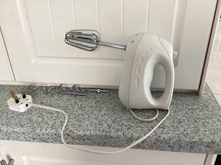 Food mixer cream eggs etc