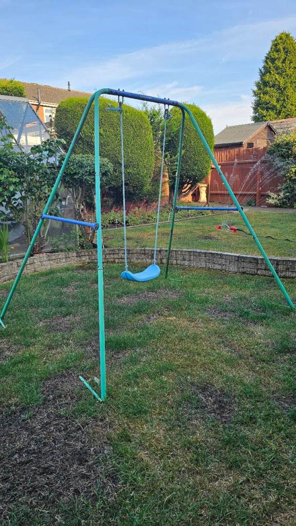 KidActive Garden Swing Set – Used Condition