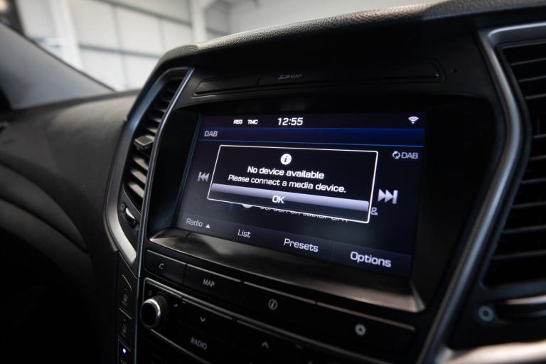 2016 Hyundai Santa Fe 2.2 CRDi Blue Drive Wiggins Edition SUV 5dr Diesel Auto 4WD Euro 6 (s/s) (7...