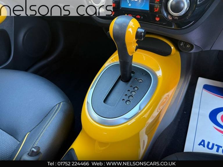 2015 Nissan Juke Tekna SUV Petrol Automatic