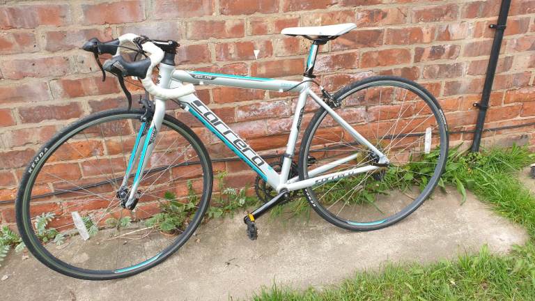 Carrera Zelos Road Bike - 46cm Aluminium Frame, Ready to Ride - Good Nick - White
