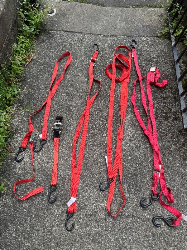 Ratchet straps