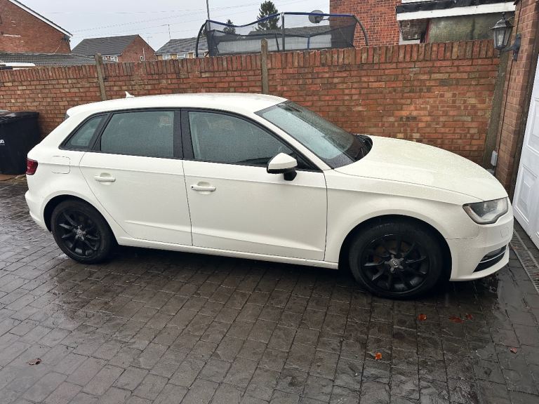Audi, A3, Hatchback, 2013, Manual, 1395 (cc), 5 doors