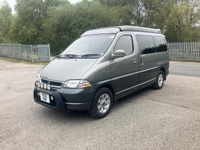 Toyota Granvia 3.0D Automatic Campervan 4 Travel Belts 