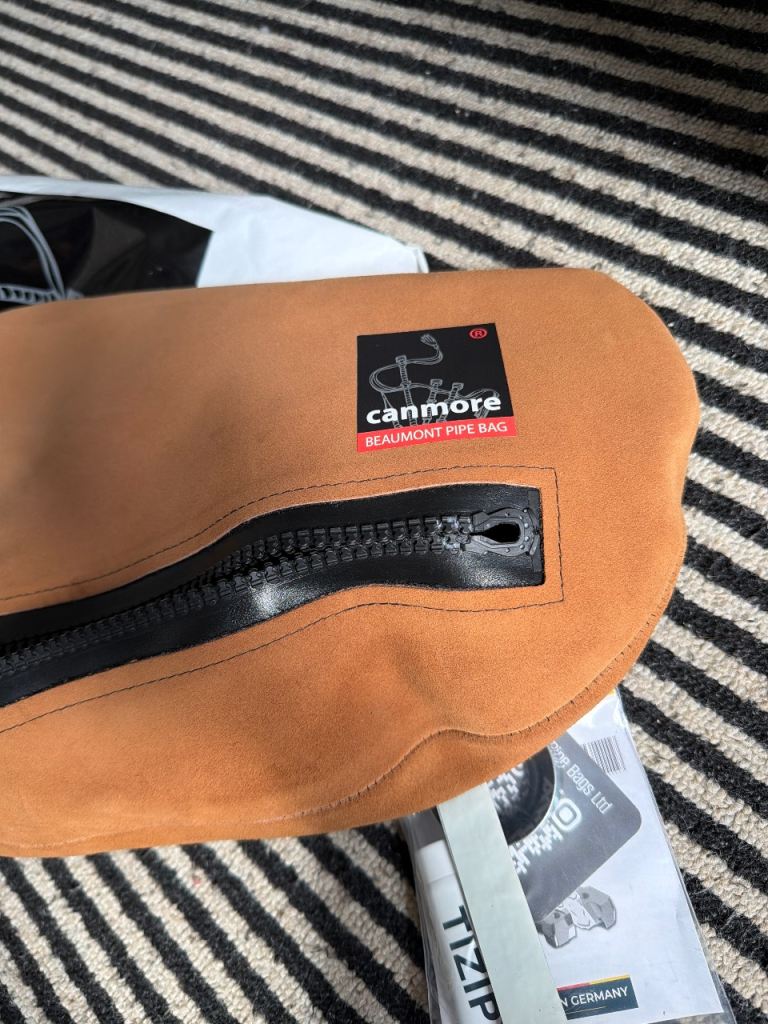 New Canmore Bagpipe Pipe Bag Size Medium