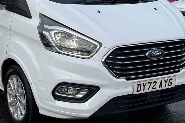 2022 Ford Tourneo Custom L2 320 Titanium 2.0 Diesel Automatic Start/Stop (130ps) Minibus Diesel A...
