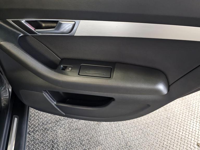 2011 Audi A6 Saloon 2.0 TDIe S line Euro 5 4dr SALOON Diesel Manual