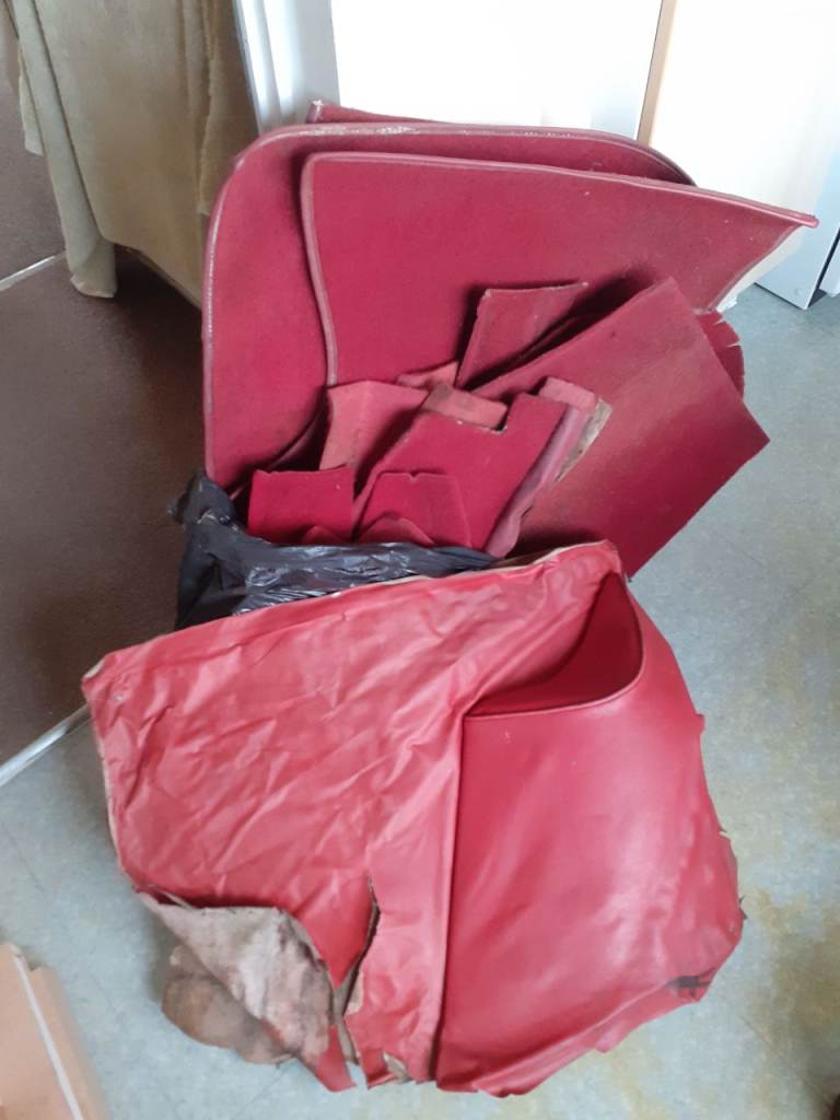 Morris  Minor  spares 