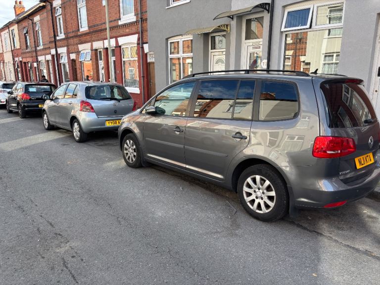 Volkswagen, TOURAN, MPV, 2011, Manual, 1598 (cc), 5 doors