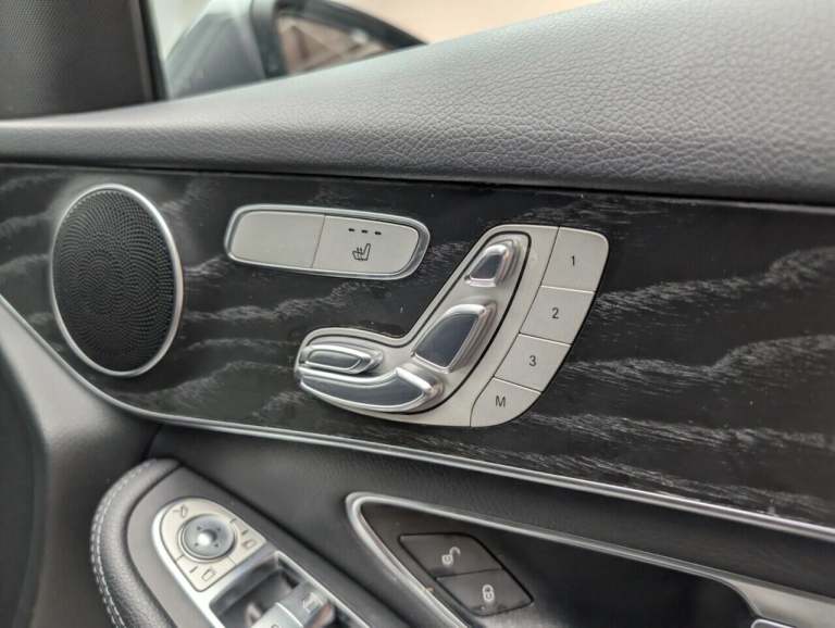 2018 Mercedes-Benz GLC GLC 220d 4Matic AMG Line Premium 5dr 9G-Tronic ESTATE DIESEL Automatic