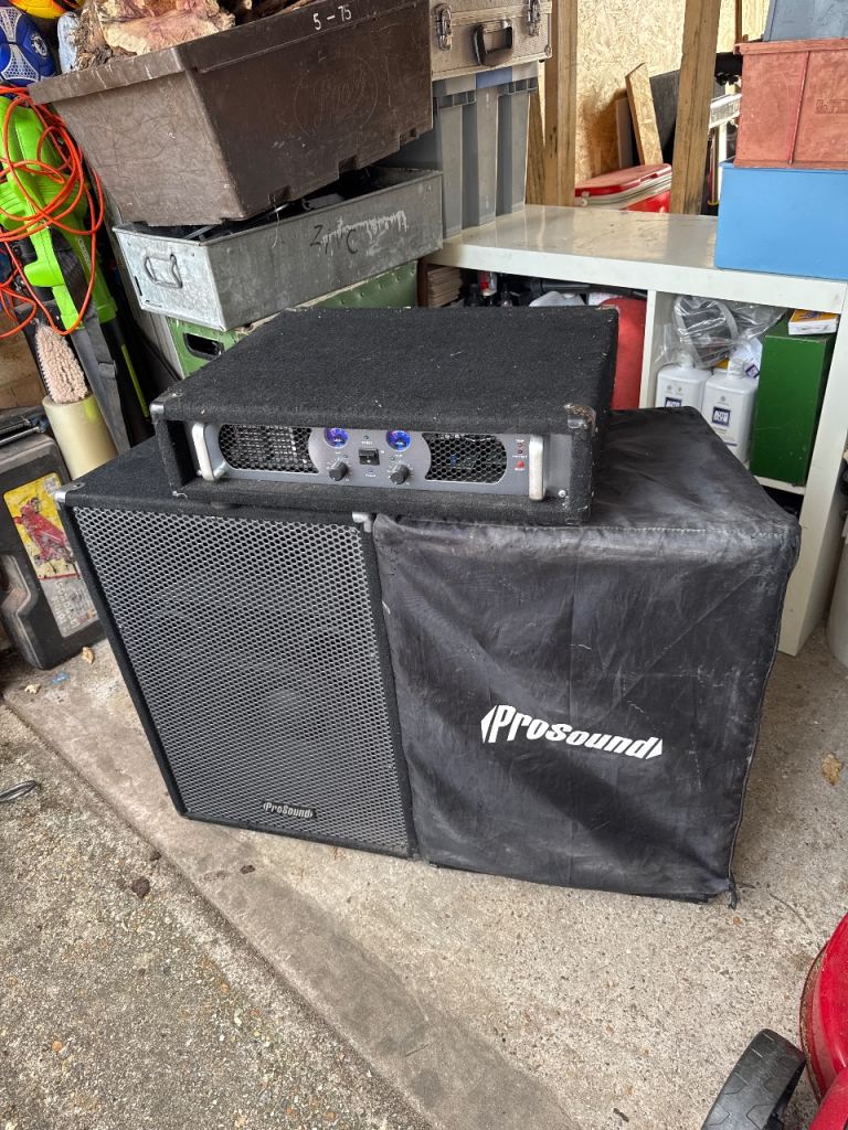 PA SPEAKERS AND AMP