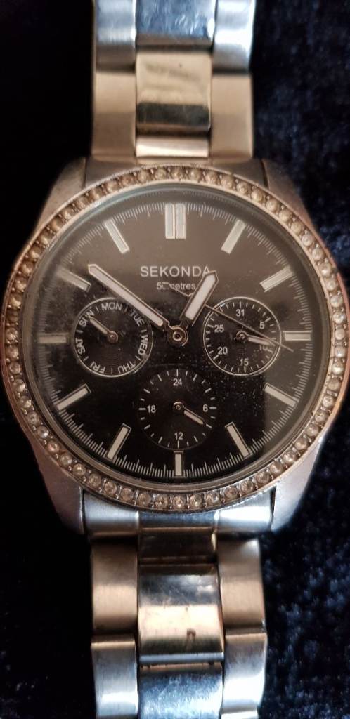 SEKONDA watch