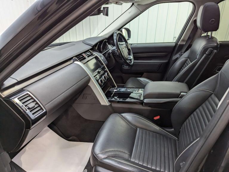 2017 Land Rover Discovery 3.0 Discovery HSE TD6 Auto 4WD 5dr SUV Diesel Automatic