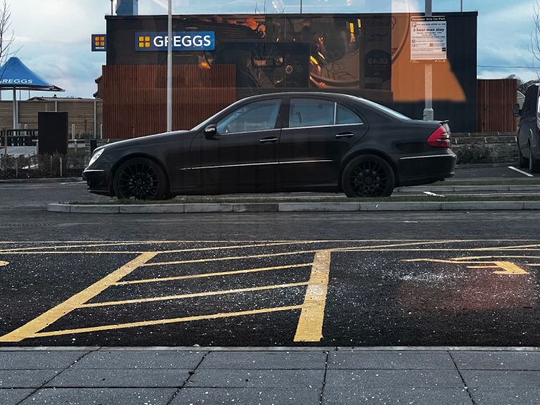 Mercedes Benz E-CLASS 320CDI