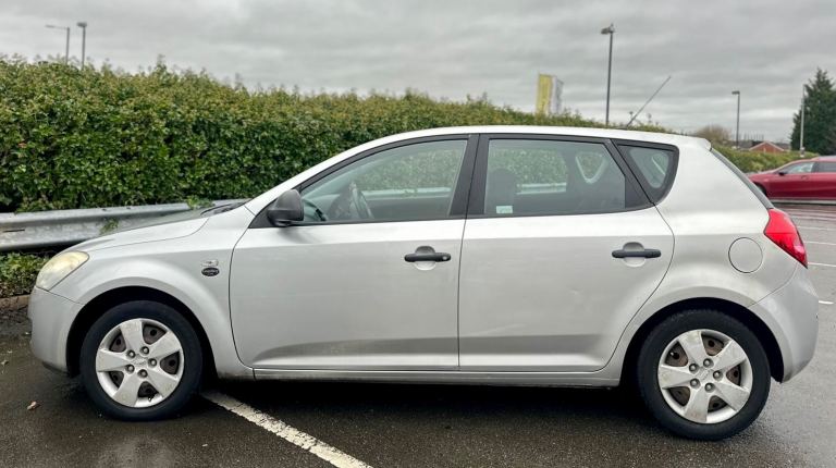 Kia, CEED, Hatchback, 2007, Manual, 1396 (cc), 5 doors