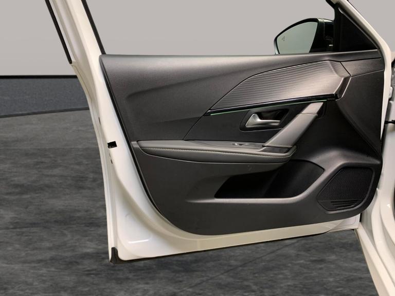 2020 Peugeot 208 100kW GT 50kWh 5dr Auto HATCHBACK ELECTRIC Automatic