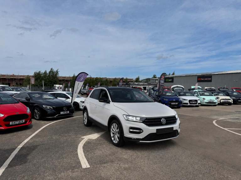 2018 Volkswagen T-Roc 1.6 TDI Design SUV 5dr Diesel Manual Euro 6 - 7 SERVICES -