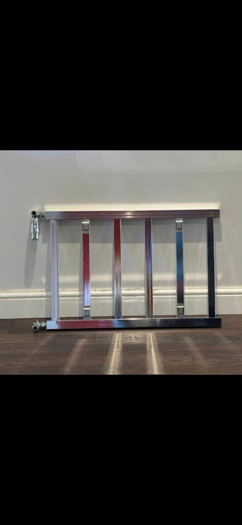 Small Chrome Towel Radiator / Towel Warmer – Great Condition