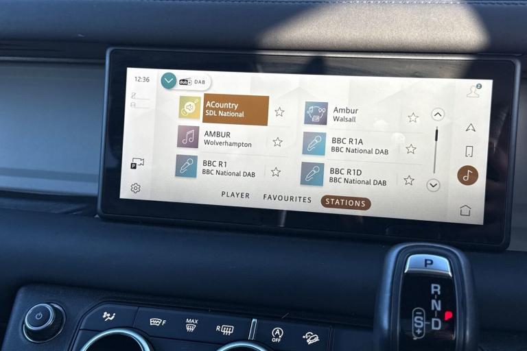 2024 Land Rover Defender 110 3.0 D300 X-Dynamic SE 5dr SUV DIESEL Automatic