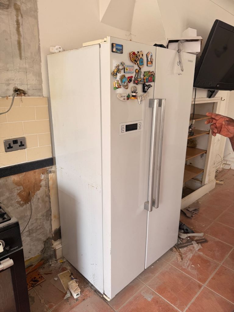 Kenwood American fridge freezer