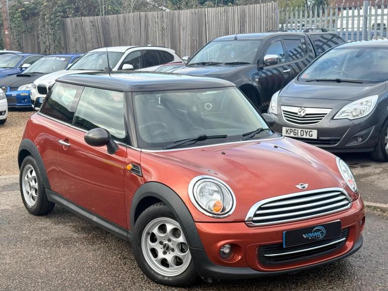2011 MINI Hatch 1.6 Cooper Steptronic Euro 5 3dr HATCHBACK Petrol Automatic