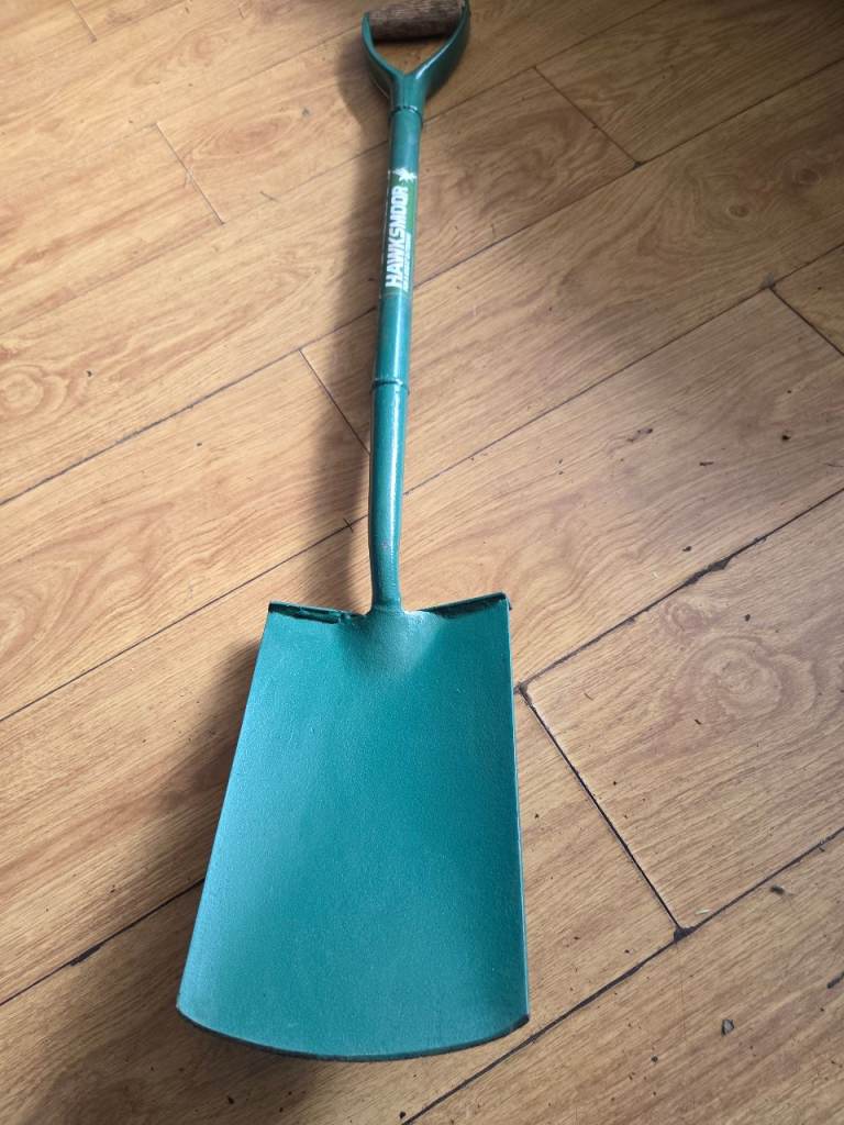 Garden spade