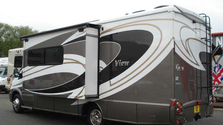 Merecedes Benz Winnebago View 24J American Motorhome RV DIESEL AUTOMATIC 2015