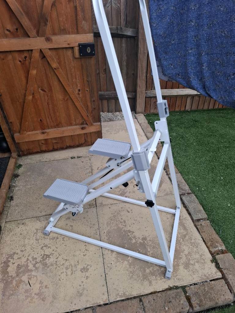 Foldable stair climber.