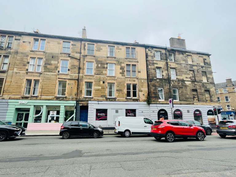 2 Bedroom Furnished Flat, Brougham Street