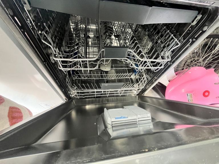 Lamona Dishwasher - Silver, Good Condition