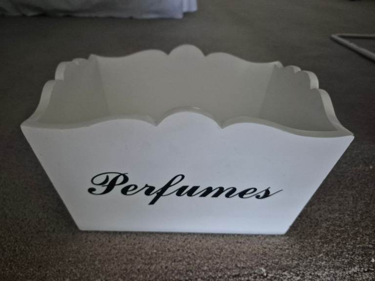 White 'Perfumes' Storage Box – Good Condition