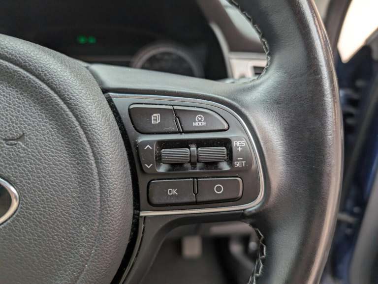 2019 Kia Niro 1.6h GDi GPF 2 SUV 5dr Petrol Hybrid DCT Euro 6 (s/s) (139 bhp) SOLAR GLASS ESTATE ...