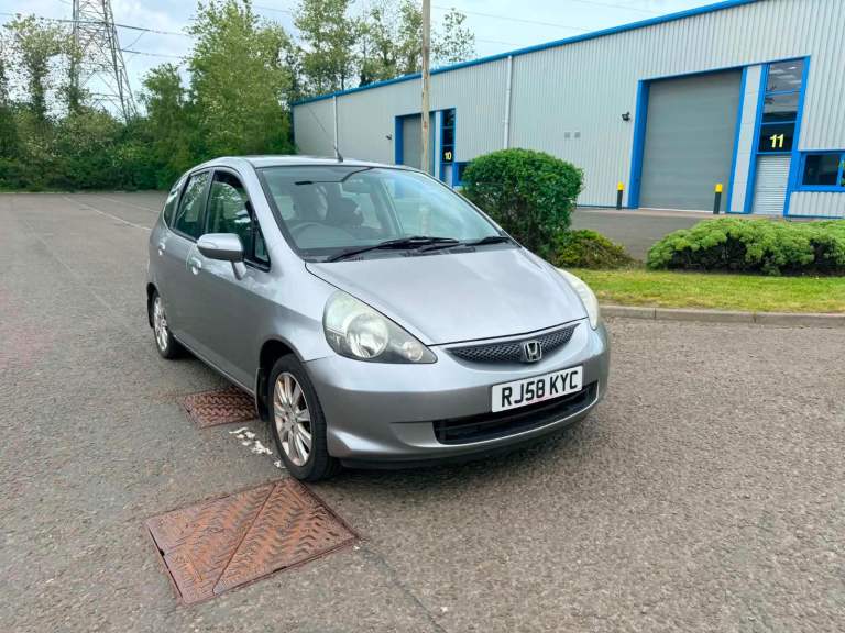 Honda Jazz 1.3 petrol full year mot 