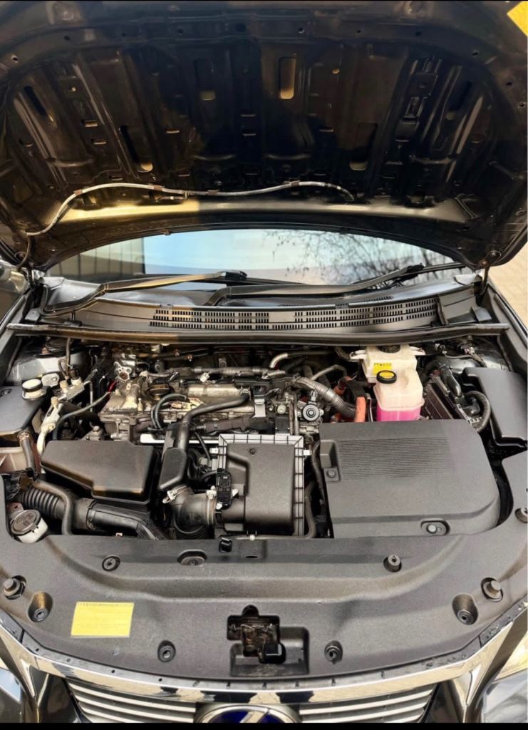 Lexus, CT, Hatchback, 2011, Semi-Auto, 1798 (cc), 5 doors