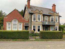 LOOKING FOR RESIDENTIAL OR COMMERCIAL PROPERTY WITH DEVELOPMENT POTENTIAL FOR SALE