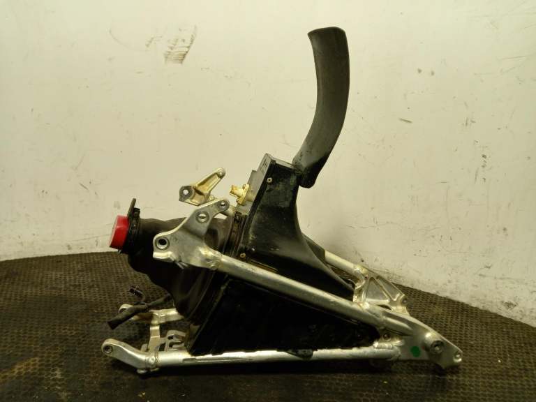 2011 Honda Crf 450r Rear Subframe Housing