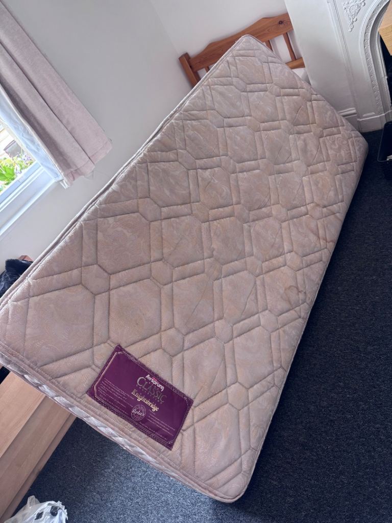 Single mattress - free