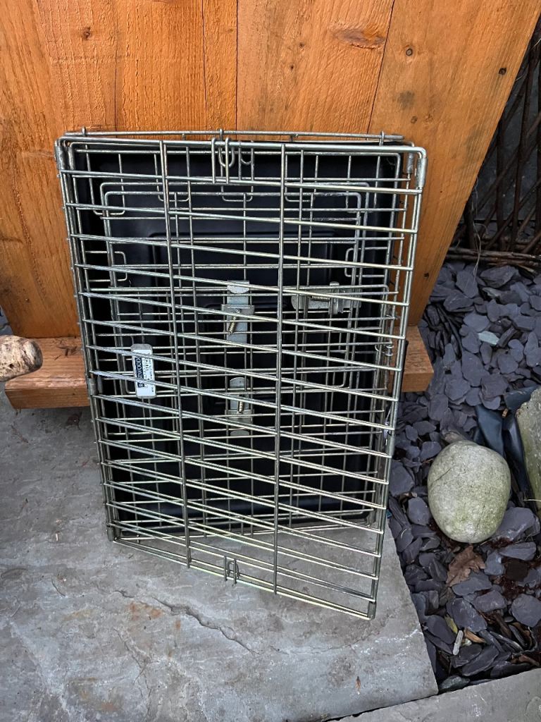 Dog cage small 