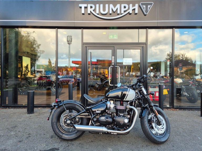 800 Miles Jet Black and Ash Grey Bobber