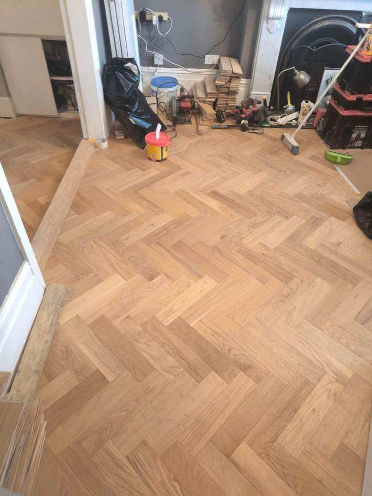 Flooring Fitter - Gorilla Flooring & Joinery Ltd - Wood Floor Fitting, Skirting Boards