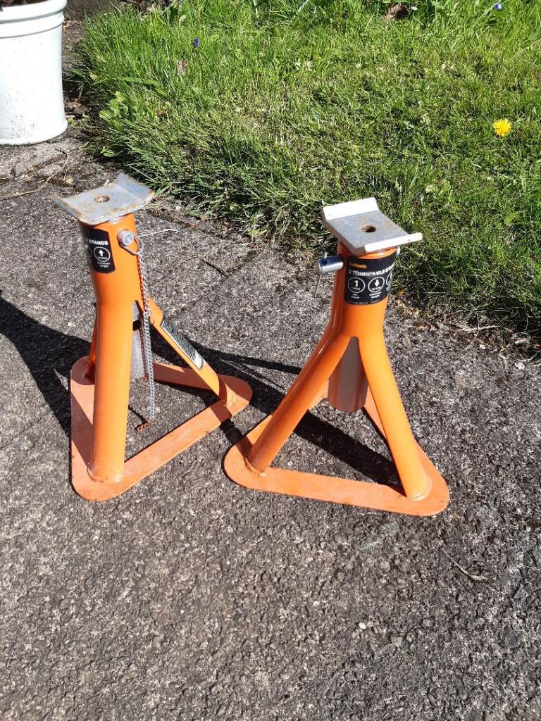Halfords 2 tonne axle stands