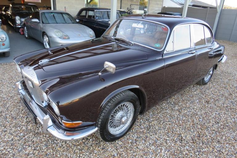 1969 Daimler Sovereign AUTOMATIC Saloon Petrol Automatic
